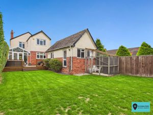 Rear- click for photo gallery